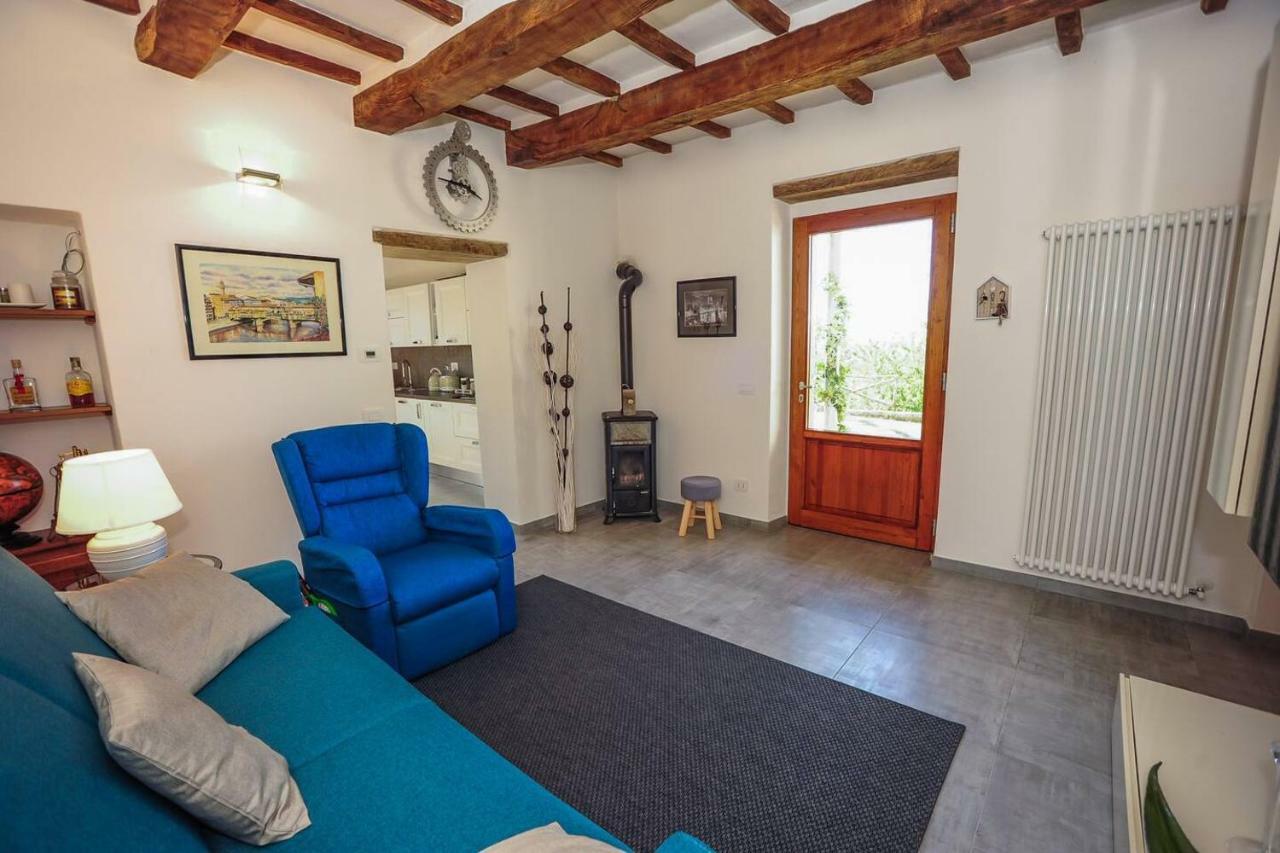 La Finestra Sul Castello Apartment Arcidosso Bagian luar foto