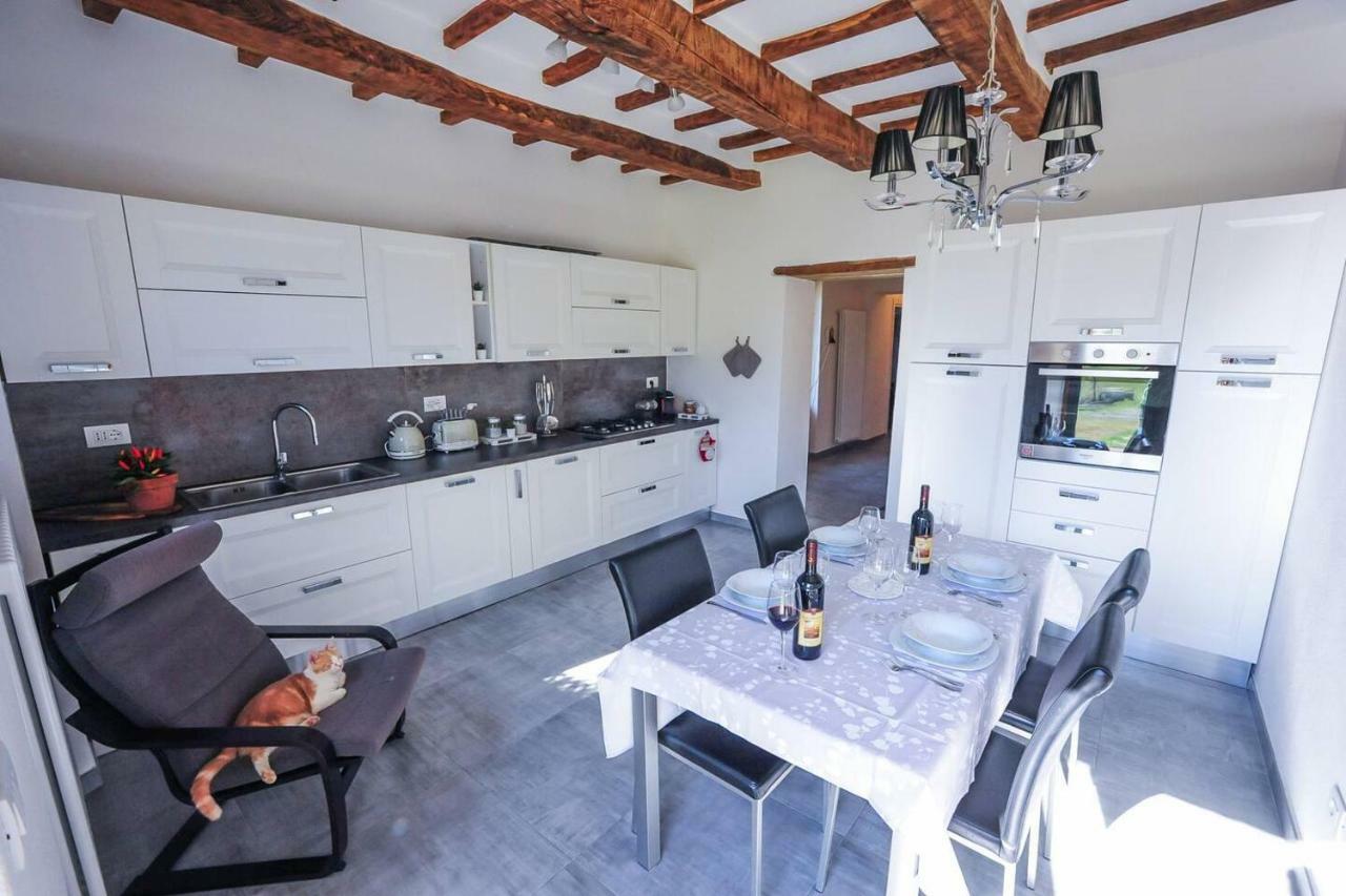 La Finestra Sul Castello Apartment Arcidosso Bagian luar foto
